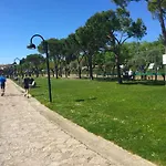 Lido Galeazzi Giant Pool * Sirmione